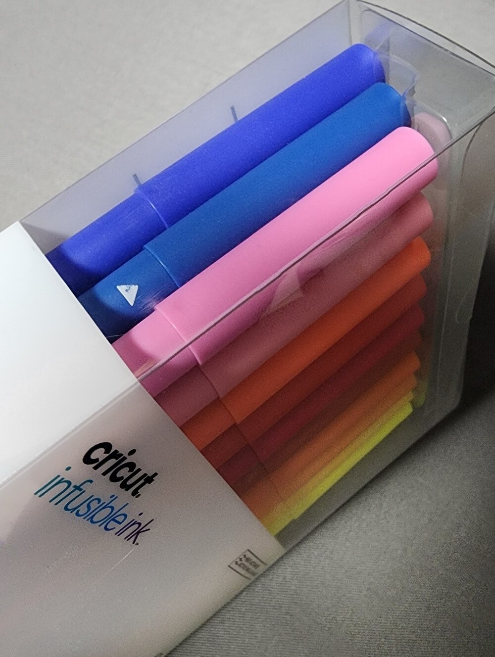 Cricut Infusible Ink 30 Marker Set 0.4mm - Picture 4 of 5